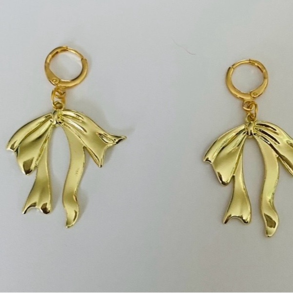 Gold Bow Dangle Earrings